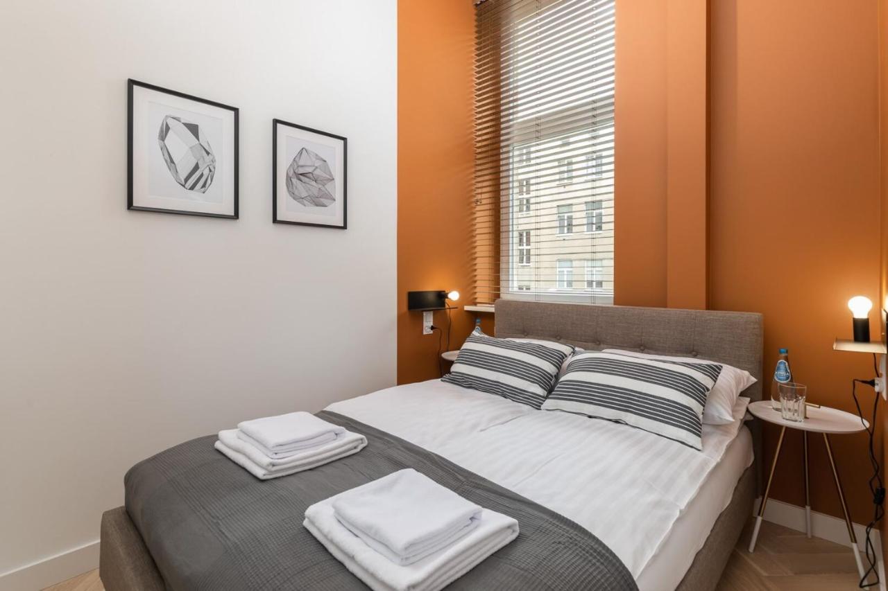 Boduena 4 - Elegant Apartment In Warsaw Centre By Noclegi Renters Kültér fotó